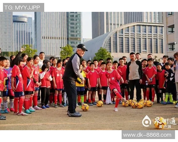 男足球星展现舞蹈才华 打破运动与艺术界限的精彩融合